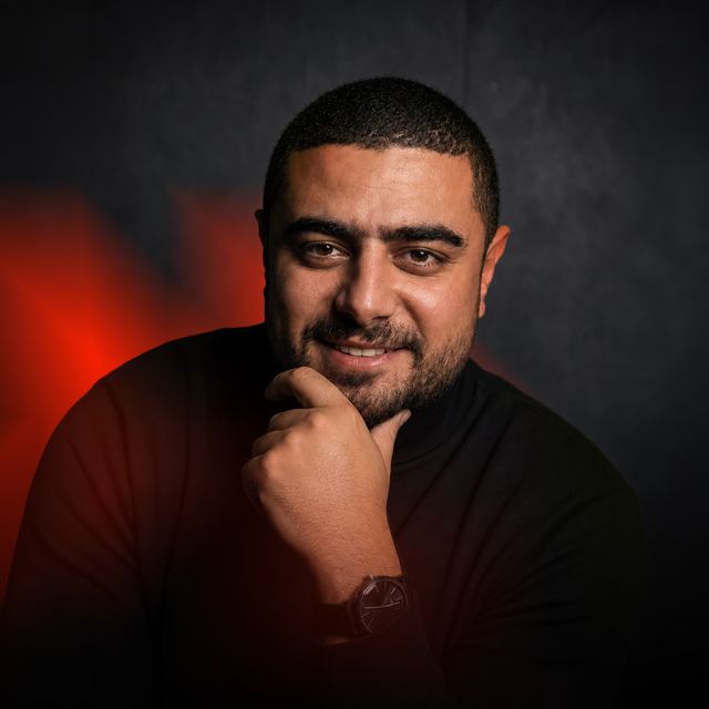 محمد شريف — مصمم هويات بصرية